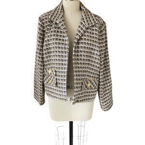 Chico’s Stylish tan Checked Tweed with Gold Thread accent. Women's Jacket, Sz 3